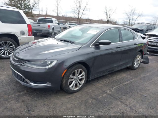 Chrysler 200 Limited Image 3