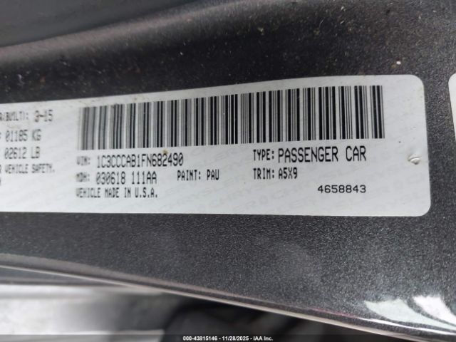 Chrysler 200 Limited Image 5