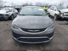 Chrysler 200 Limited Image 9