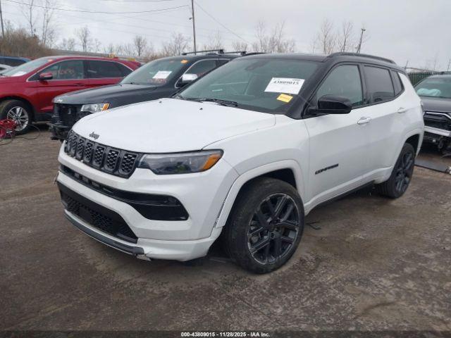 Jeep Compass Limited 4x4 Image 5
