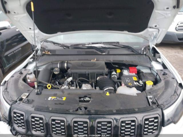 Jeep Compass Limited 4x4 Image 10