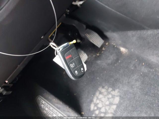 Jeep Compass Limited 4x4 Image 9