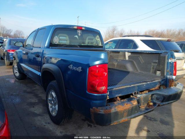 Dodge Dakota St Image 2