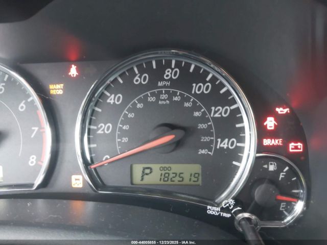 Toyota Corolla S Image 14