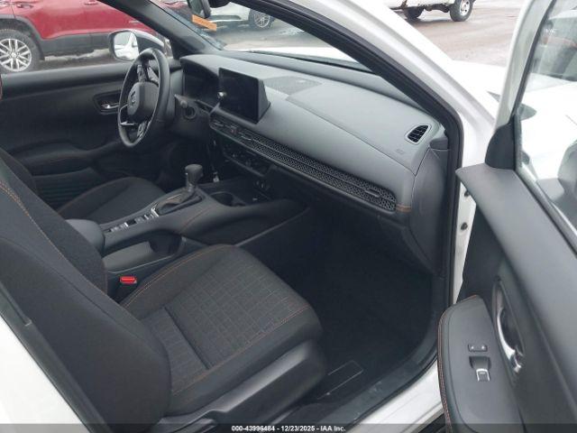 Honda HR-V Awd Sport Image 8