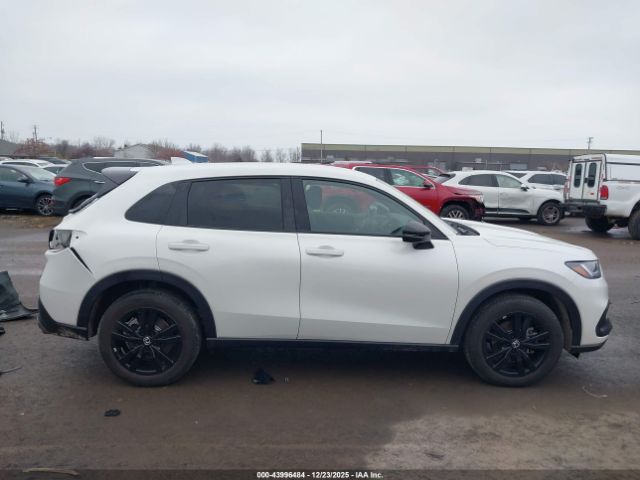 Honda HR-V Awd Sport Image 17