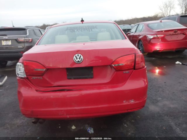 Volkswagen Jetta 2.0l Tdi Image 12