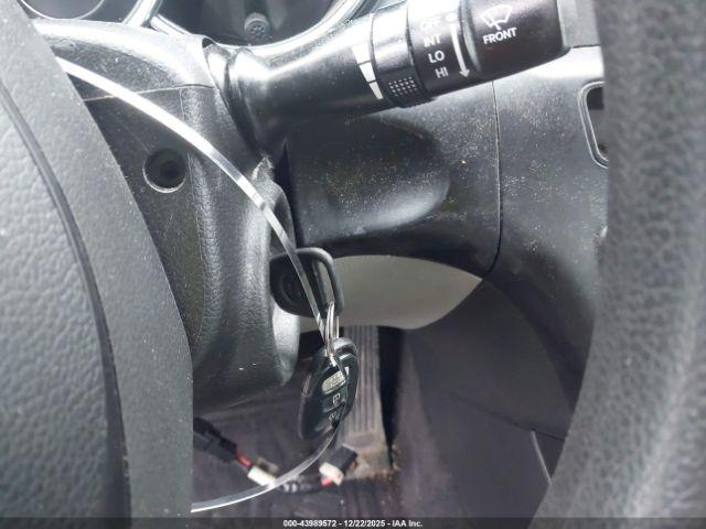 Kia Optima Lx Image 13