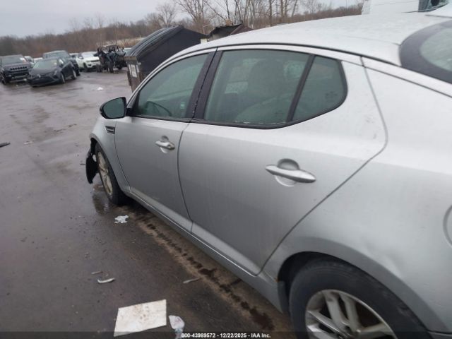 Kia Optima Lx Image 2