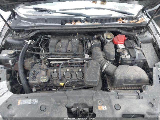 Ford Taurus Limited Image 4