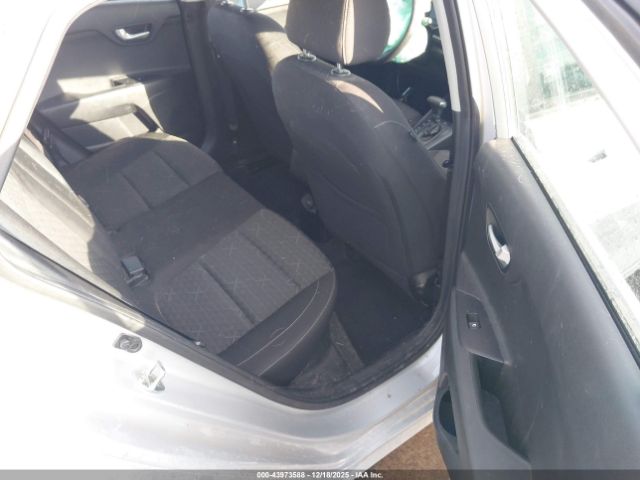 Kia Rio S Image 5