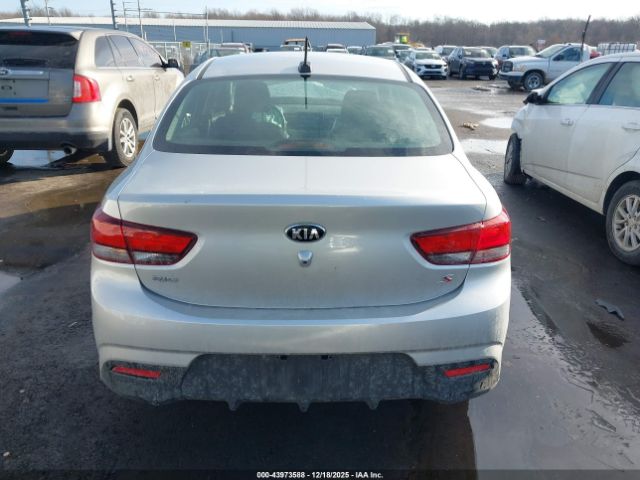 Kia Rio S Image 15