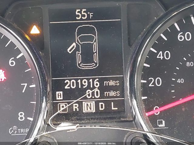 Nissan Rogue S Image 15