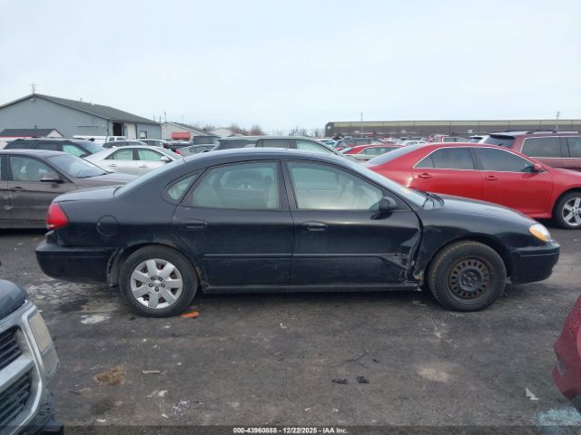 Ford Taurus Se Image 11