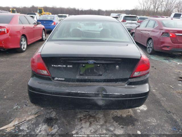 Ford Taurus Se Image 16