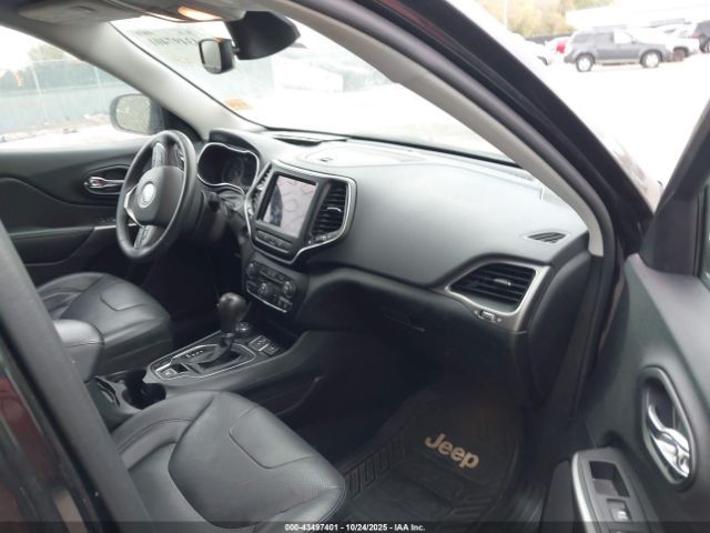 Jeep Cherokee Latitude Lux 4x4 Image 8