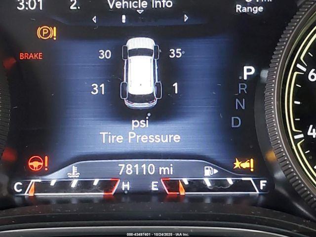 Jeep Cherokee Latitude Lux 4x4 Image 16