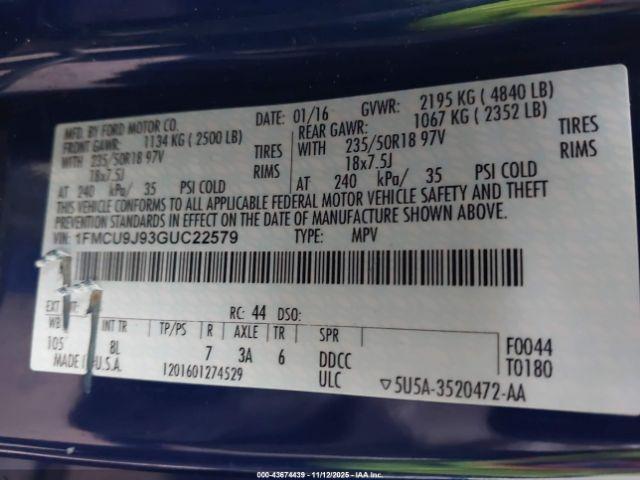 Ford Escape Titanium Image 4