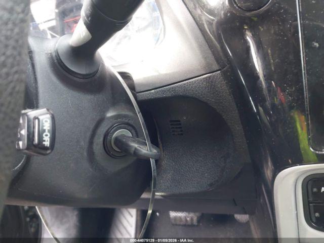 Toyota Corolla Le Image 3