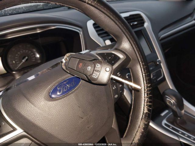 Ford Fusion Se Image 12