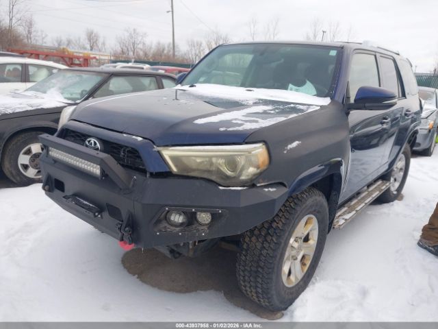Toyota 4Runner Sr5 Premium Image 16