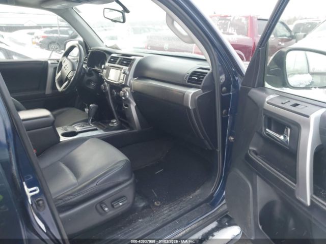 Toyota 4Runner Sr5 Premium Image 2