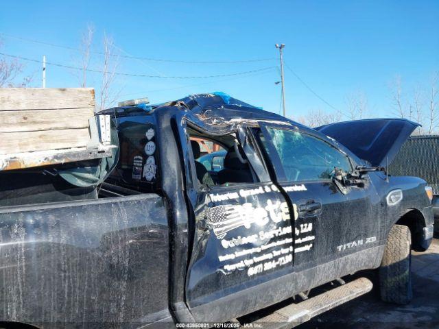 Nissan Titan Sv Diesel Image 6