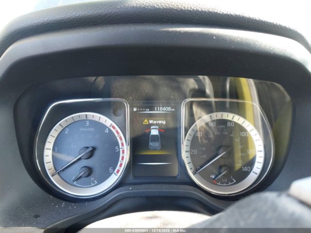 Nissan Titan Sv Diesel Image 7