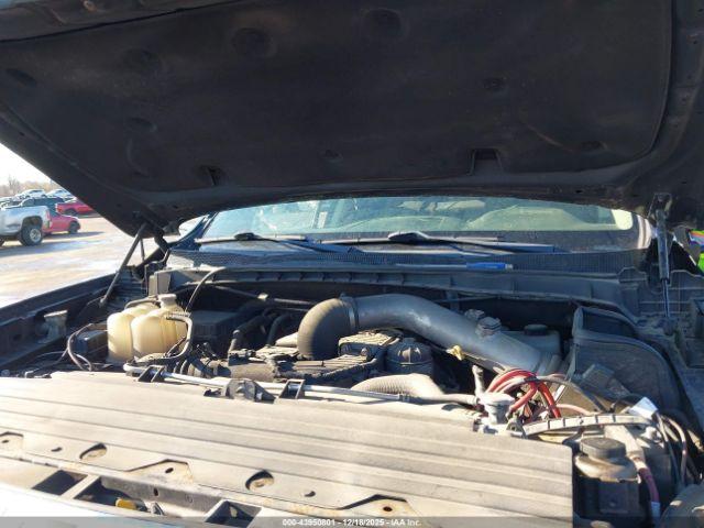 Nissan Titan Sv Diesel Image 10