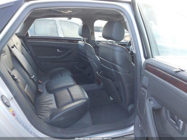 Audi A8 4.2 Image 5