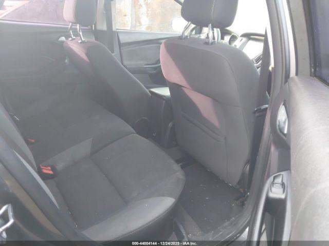 Ford Focus Se Image 7