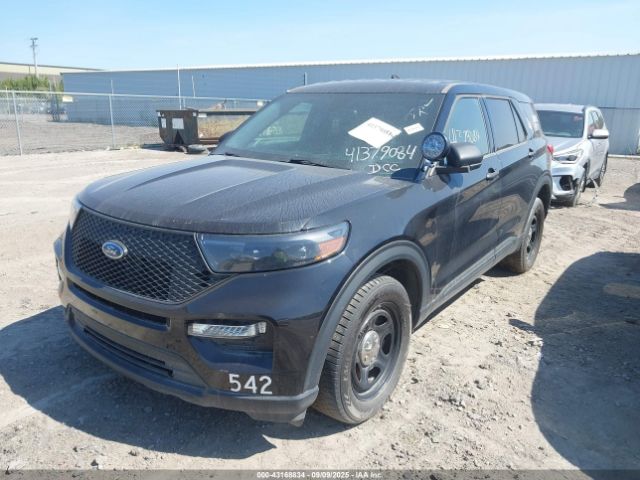 Ford Police Interceptor Image 8