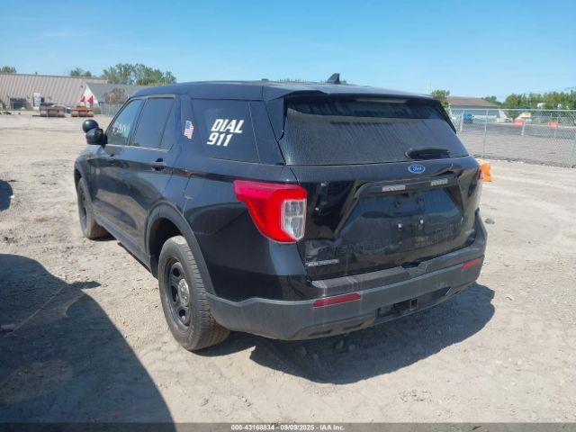 Ford Police Interceptor Image 6