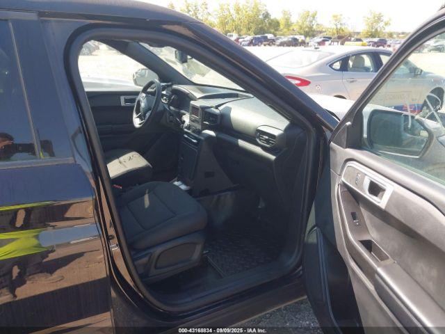 Ford Police Interceptor Image 7