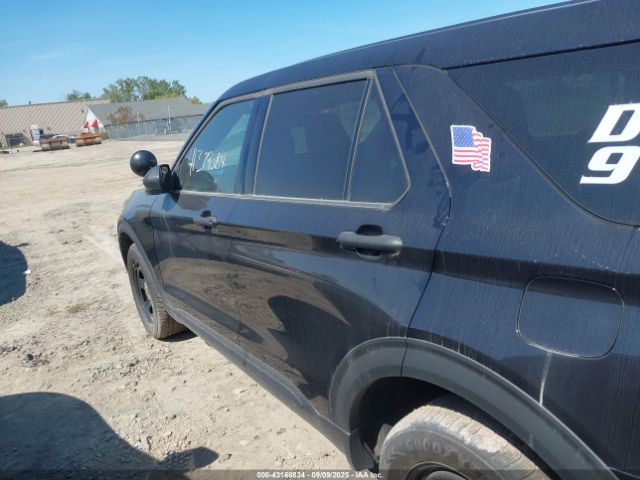 Ford Police Interceptor Image 3