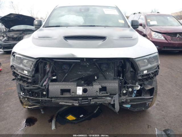 Dodge Durango Srt Hellcat Silver Bullet Awd Image 6