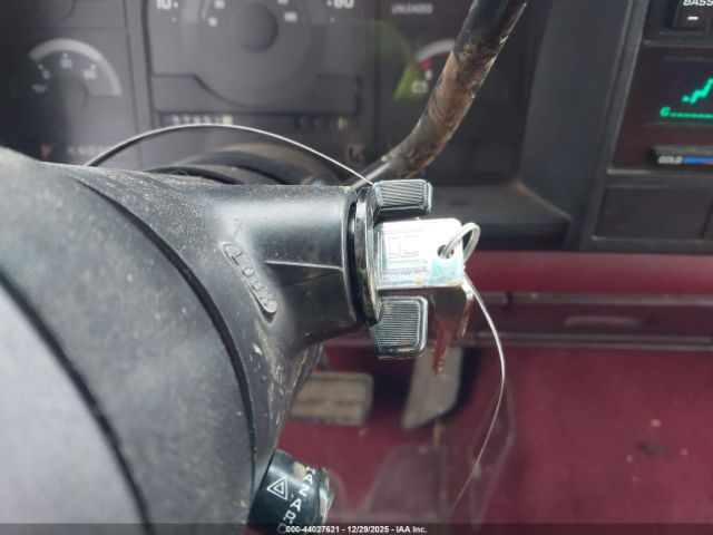 Chevrolet Gmt C2500 Image 10