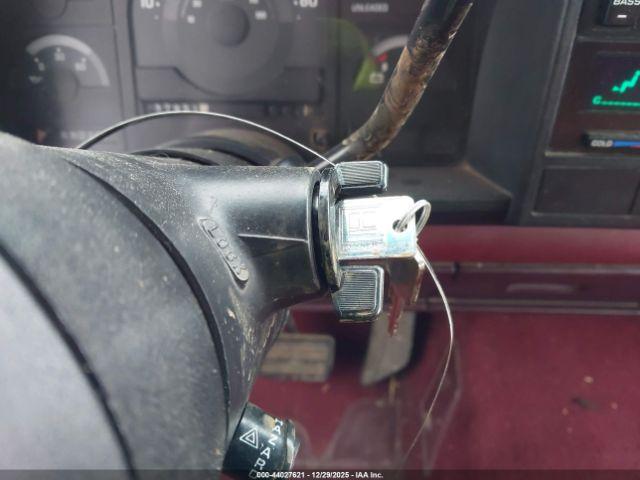 Chevrolet Gmt C2500 Image 10