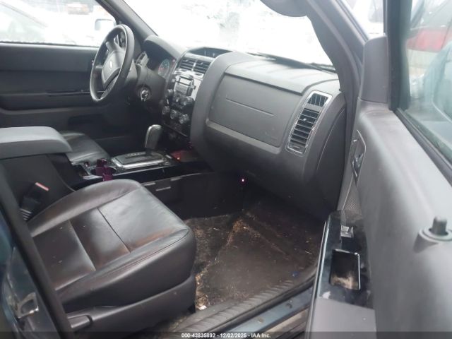 Ford Escape Limited Image 11