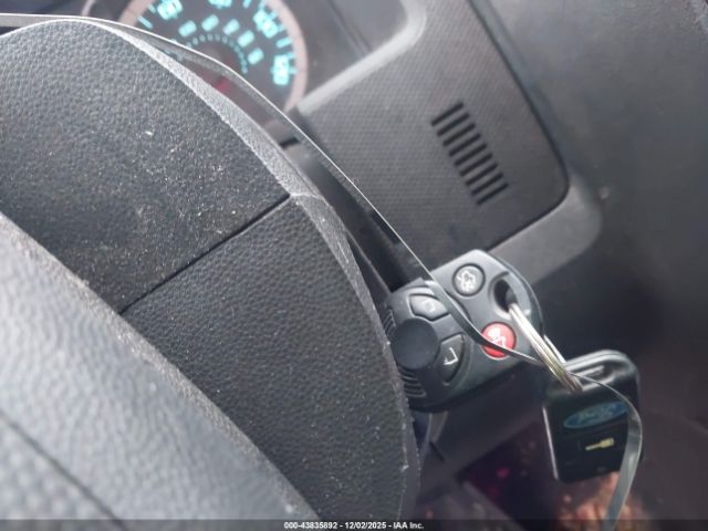 Ford Escape Limited Image 5