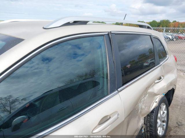 Jeep Cherokee Latitude Image 15