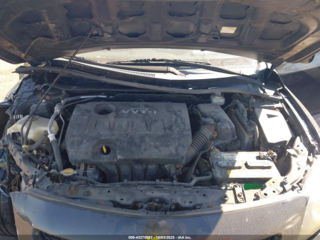 Toyota Corolla S Image 11