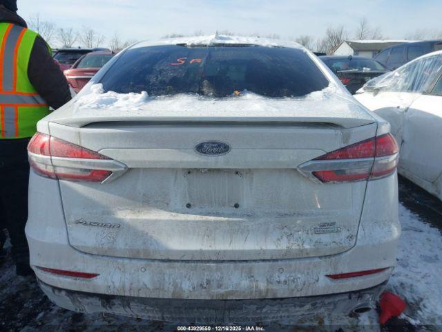 Ford Fusion Se Image 7