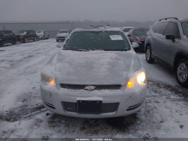 Chevrolet Impala Lt Image 8