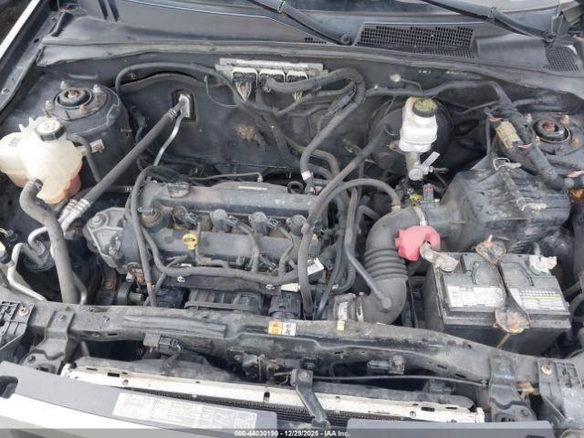 Ford Escape Xlt Image 2