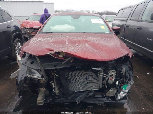 Chrysler 200 C Image 16