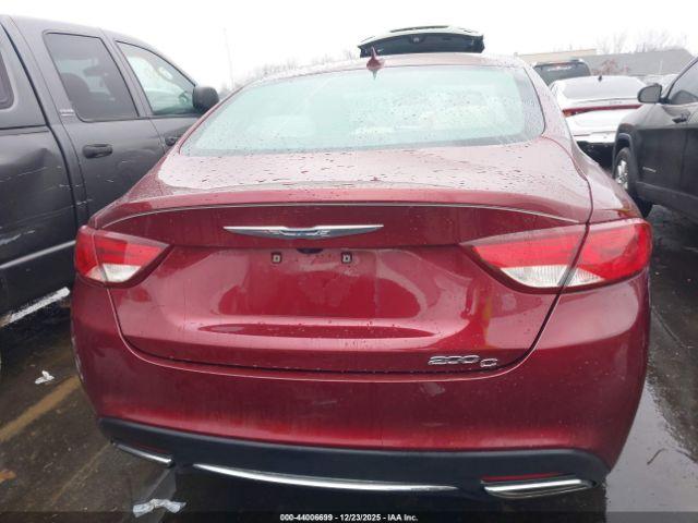 Chrysler 200 C Image 2