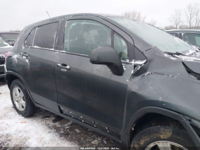 Chevrolet Trax Ls Image 14