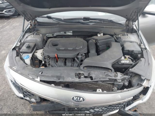 Kia Optima Lx Image 17