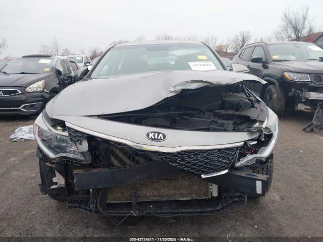 Kia Optima Lx Image 15